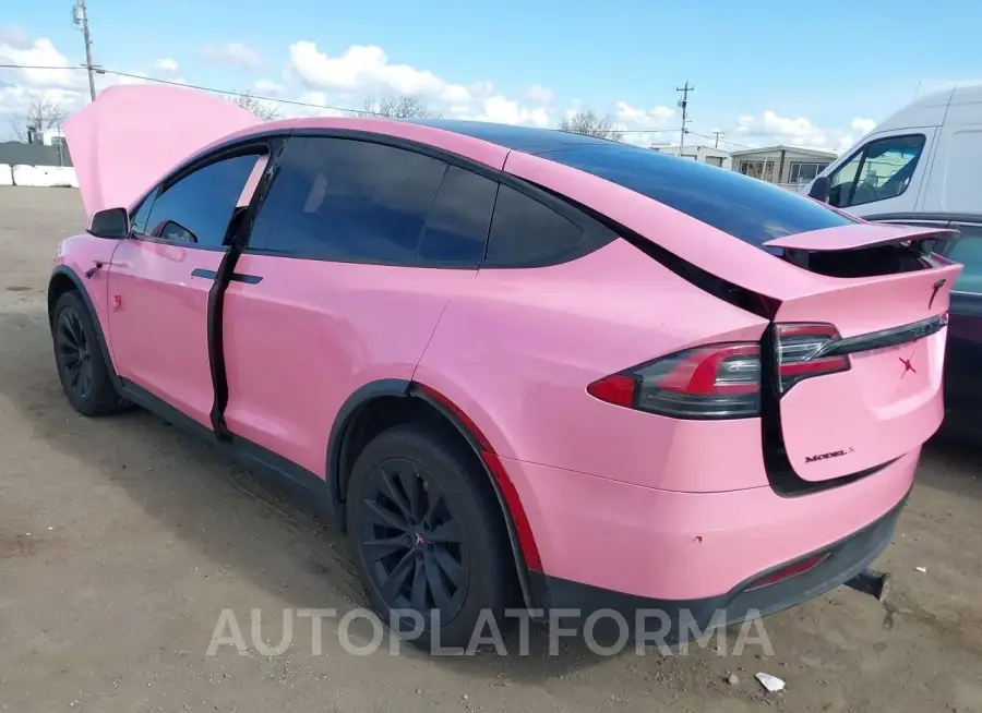 TESLA MODEL X 2017 vin 5YJXCBE26HF055741 from auto auction Iaai