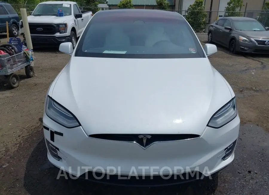 TESLA MODEL X 2016 vin 5YJXCBE29GF034235 from auto auction Iaai