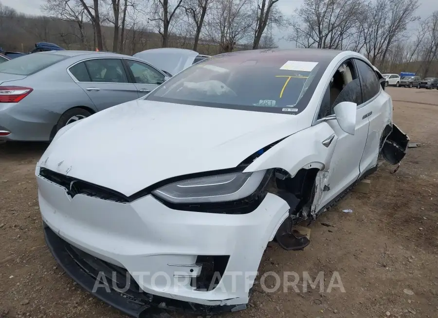 TESLA MODEL X 2017 vin 5YJXCBE24HF043541 from auto auction Iaai