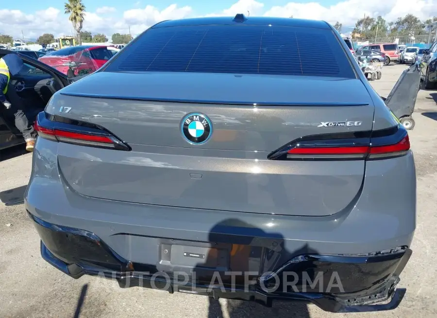 BMW I7 2023 vin WBY53EJ05PCN64078 from auto auction Iaai