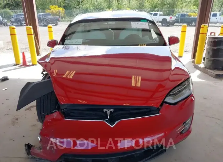 TESLA MODEL X 2018 vin 5YJXCBE22JF127685 from auto auction Iaai