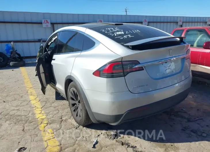 TESLA MODEL X 2016 vin 5YJXCAE27GF002992 from auto auction Iaai