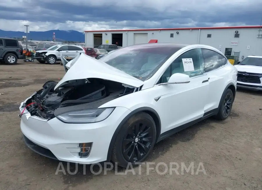 TESLA MODEL X 2020 vin 5YJXCDE29LF235154 from auto auction Iaai