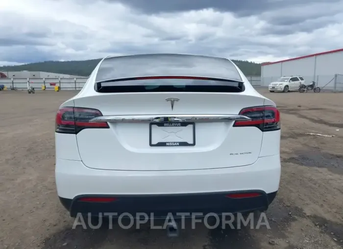 TESLA MODEL X 2020 vin 5YJXCDE29LF235154 from auto auction Iaai