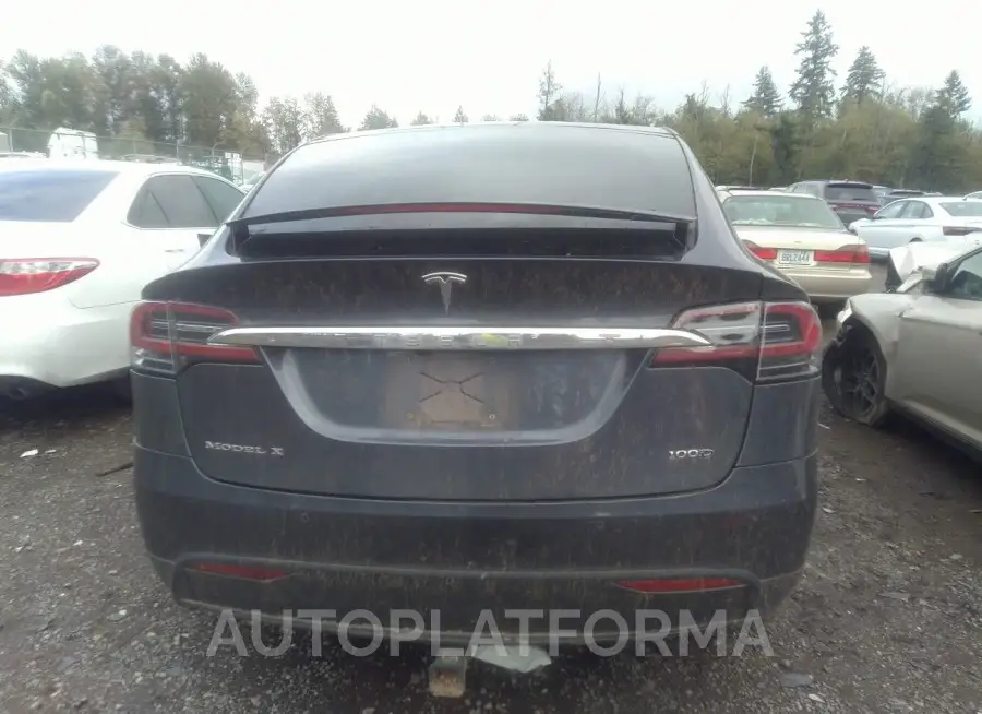 TESLA MODEL X 2018 vin 5YJXCDE25JF090448 from auto auction Iaai