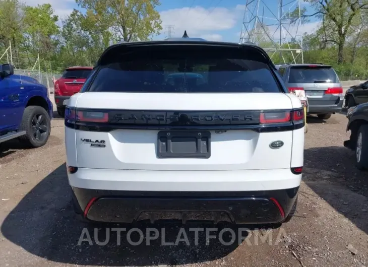 LAND ROVER RANGE ROVER VELAR 2018 vin SALYM2RX3JA735983 from auto auction Iaai