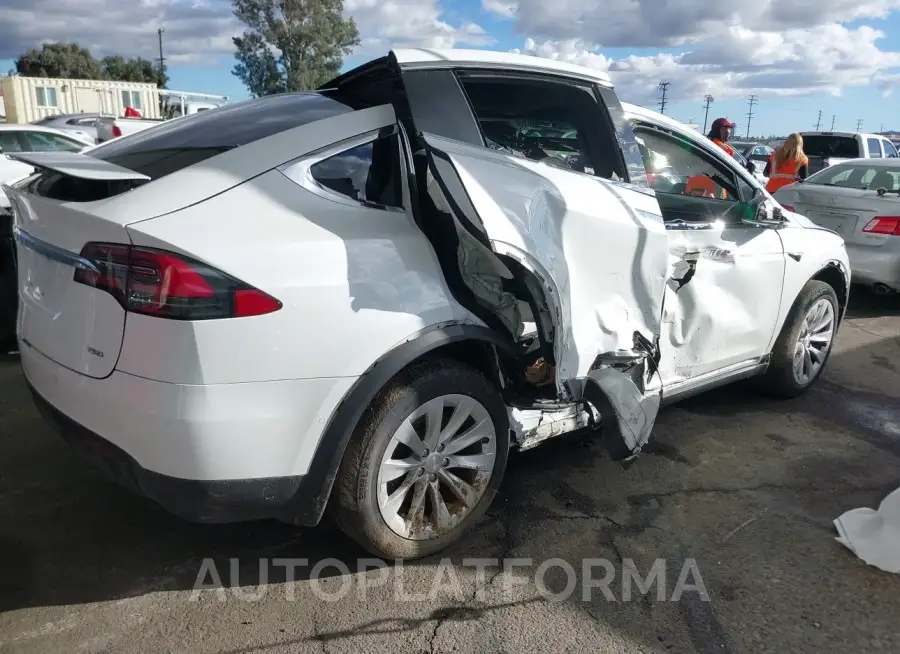 TESLA MODEL X 2018 vin 5YJXCDE21JF104507 from auto auction Iaai