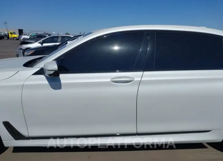 BMW 750I 2017 vin WBA7F0C35HGM21988 from auto auction Iaai