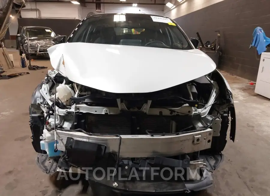 TOYOTA C-HR 2019 vin NMTKHMBX1KR096402 from auto auction Iaai