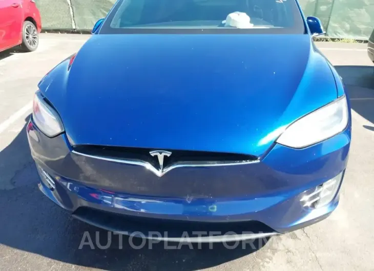 TESLA MODEL X 2016 vin 5YJXCBE27GF009057 from auto auction Iaai