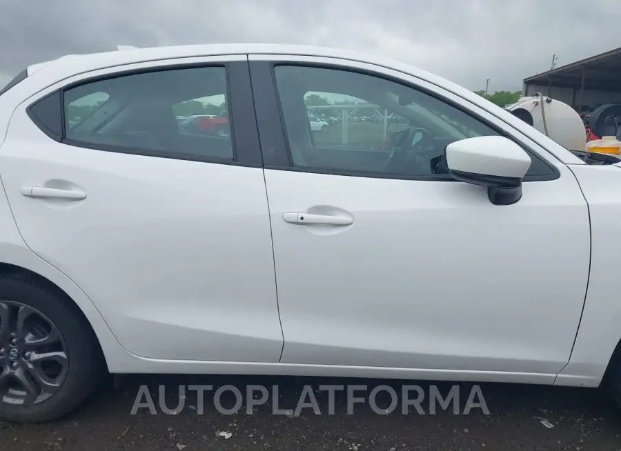 TOYOTA YARIS 2020 vin 3MYDLBJV4LY700386 from auto auction Iaai