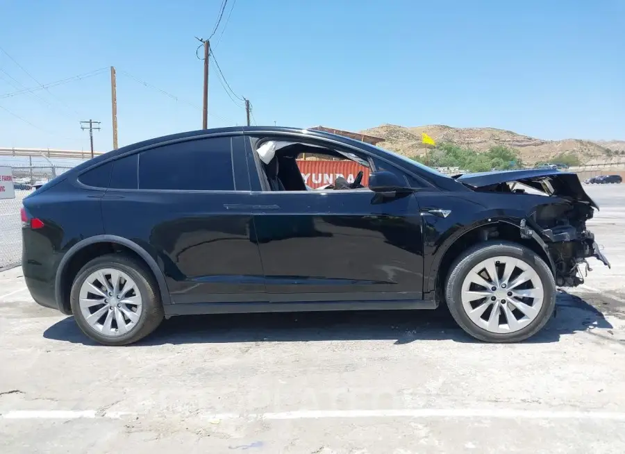 TESLA MODEL X 2020 vin 5YJXCAE25LF303643 from auto auction Iaai