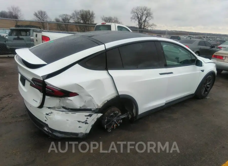 TESLA MODEL X 2018 vin 5YJXCDE28JF116797 from auto auction Iaai