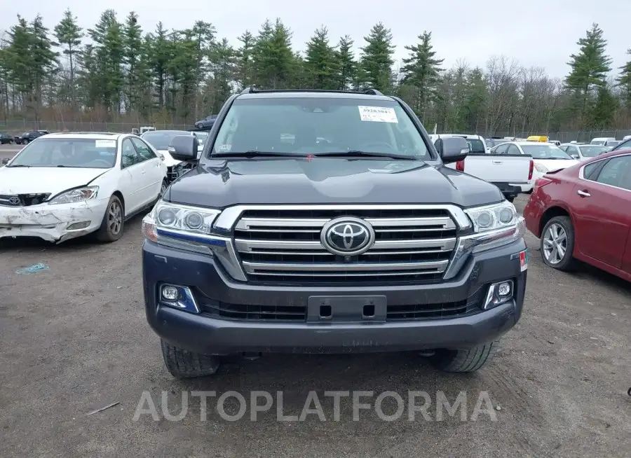 TOYOTA LAND CRUISER 2019 vin JTMCY7AJ9K4078133 from auto auction Iaai