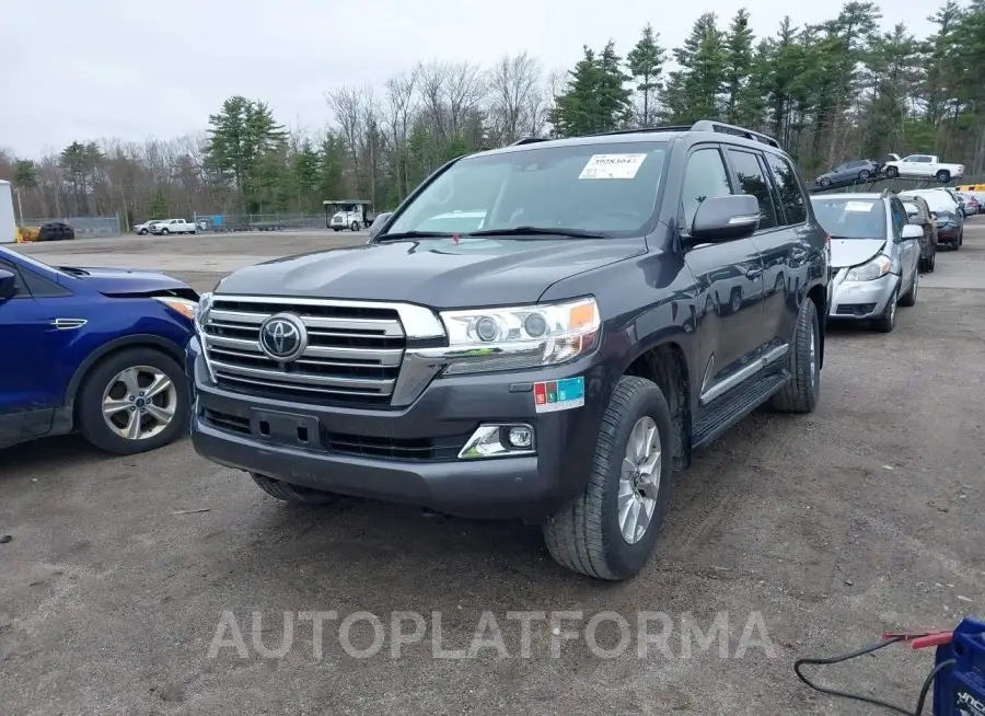 TOYOTA LAND CRUISER 2019 vin JTMCY7AJ9K4078133 from auto auction Iaai