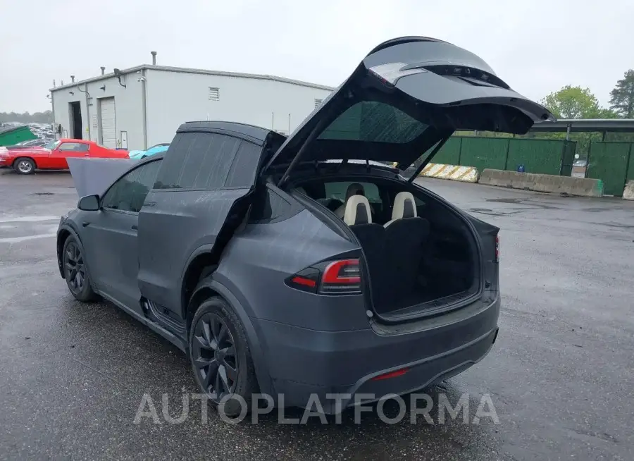 TESLA MODEL X 2023 vin 7SAXCBE61PF384285 from auto auction Iaai