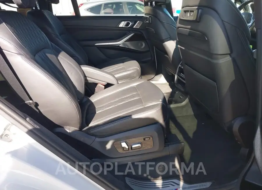 BMW X7 2019 vin 5UXCX4C59KLS37075 from auto auction Iaai