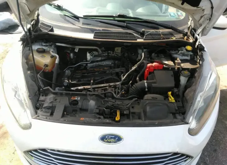 FORD Fiesta 2015 vin 3FADP4TJ6FM222000 from auto auction Iaai