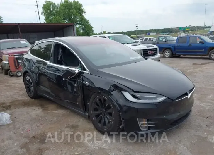 TESLA MODEL X 2017 vin 5YJXCBE20HF052172 from auto auction Iaai