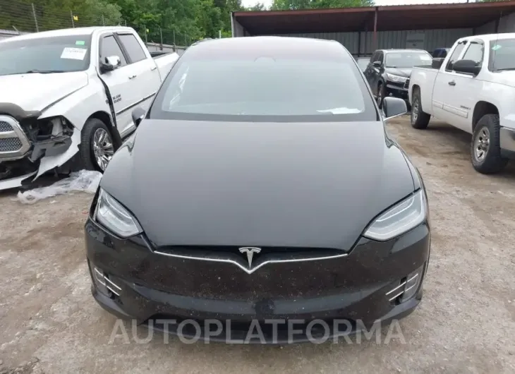 TESLA MODEL X 2017 vin 5YJXCBE20HF052172 from auto auction Iaai