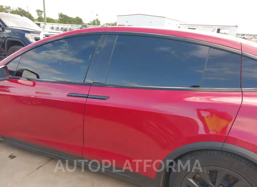 TESLA MODEL X 2022 vin 7SAXCBE69NF360121 from auto auction Iaai