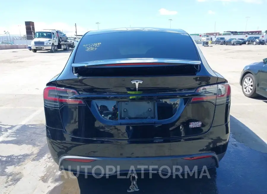 TESLA MODEL X 2022 vin 7SAXCBE6XNF350651 from auto auction Iaai