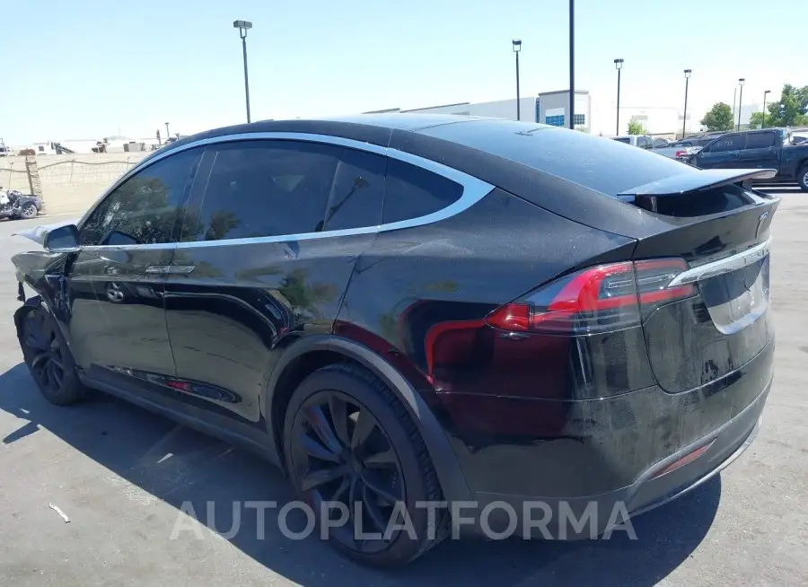 TESLA MODEL X 2020 vin 5YJXCBE25LF272352 from auto auction Iaai