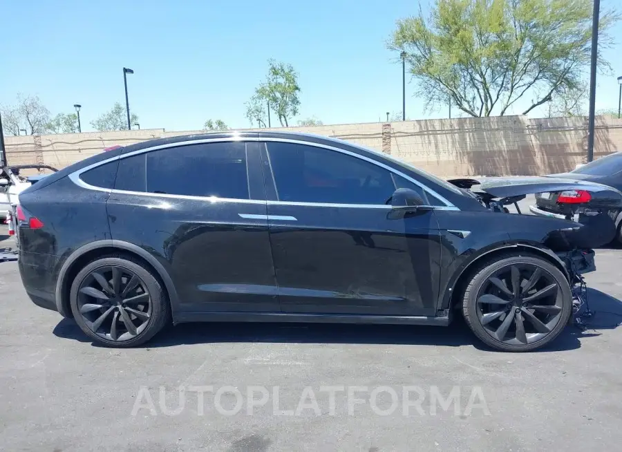 TESLA MODEL X 2020 vin 5YJXCBE25LF272352 from auto auction Iaai