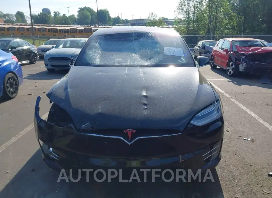 TESLA MODEL X 2016 vin 5YJXCBE2XGF015063 from auto auction Iaai