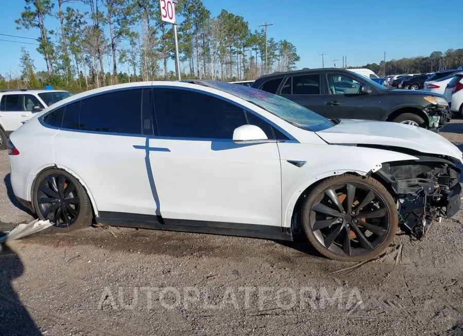 TESLA MODEL X 2020 vin 5YJXCBE25LF279933 from auto auction Iaai