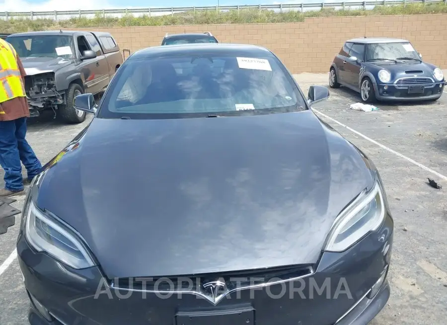 TESLA MODEL S 2018 vin 5YJSA1E20JF297702 from auto auction Iaai