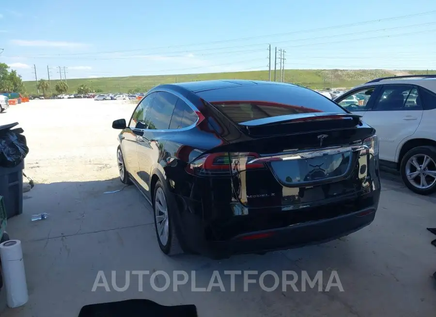 TESLA MODEL X 2017 vin 5YJXCDE20HF045671 from auto auction Iaai