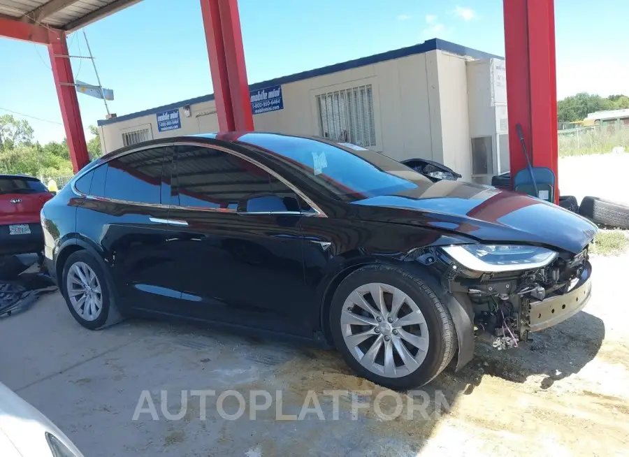 TESLA MODEL X 2017 vin 5YJXCDE20HF045671 from auto auction Iaai