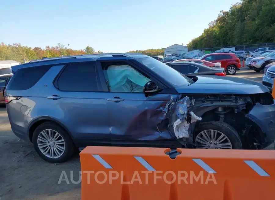 LAND ROVER DISCOVERY 2018 vin SALRT2RV9JA068990 from auto auction Iaai