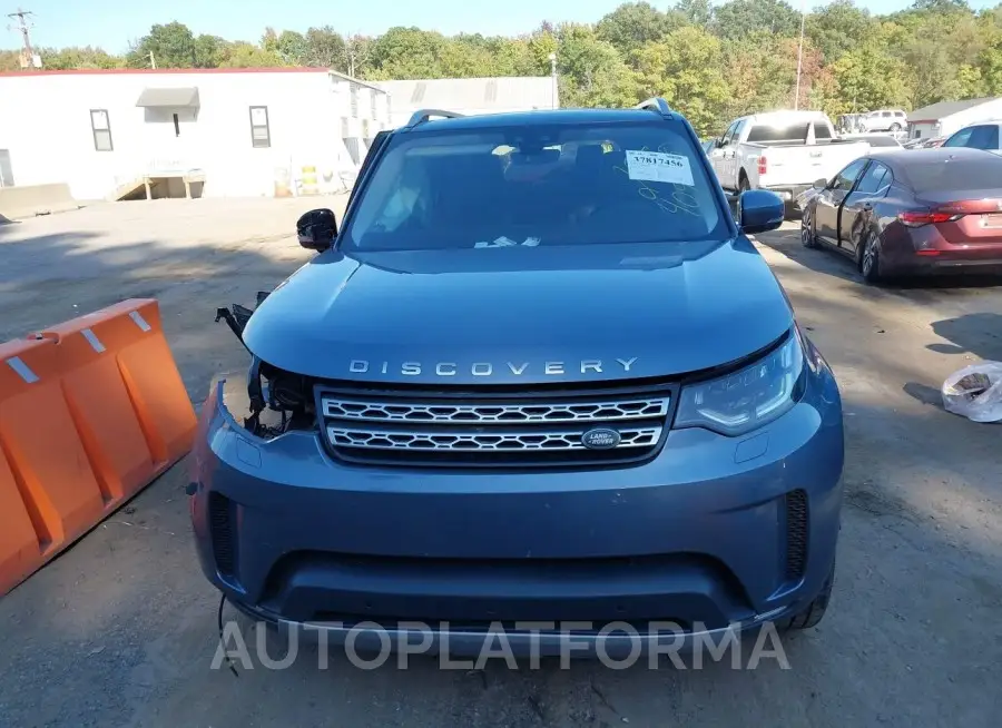 LAND ROVER DISCOVERY 2018 vin SALRT2RV9JA068990 from auto auction Iaai