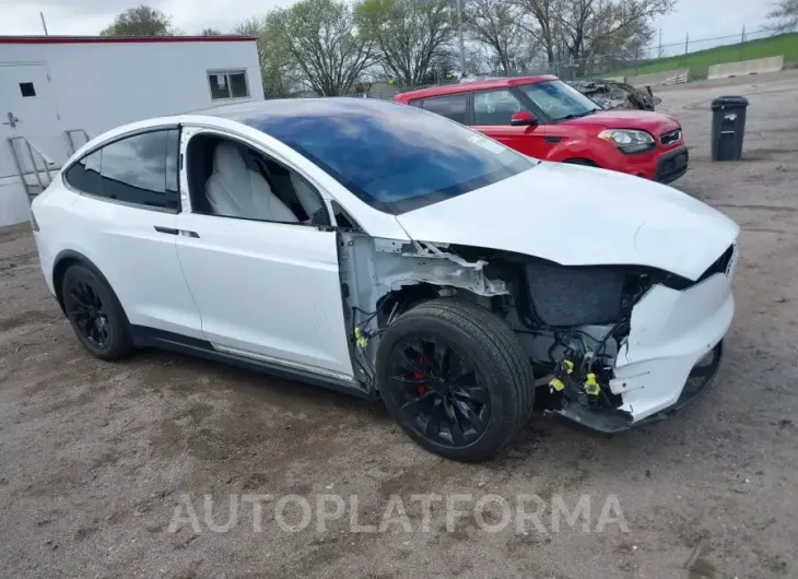 TESLA MODEL X 2017 vin 5YJXCBE25HF049512 from auto auction Iaai