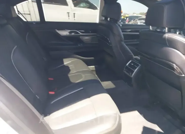 BMW 750I 2019 vin WBA7F0C5XKGM25771 from auto auction Iaai