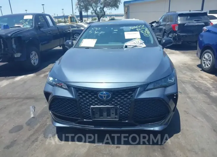 TOYOTA AVALON HYBRID 2019 vin 4T1B21FB9KU001334 from auto auction Iaai