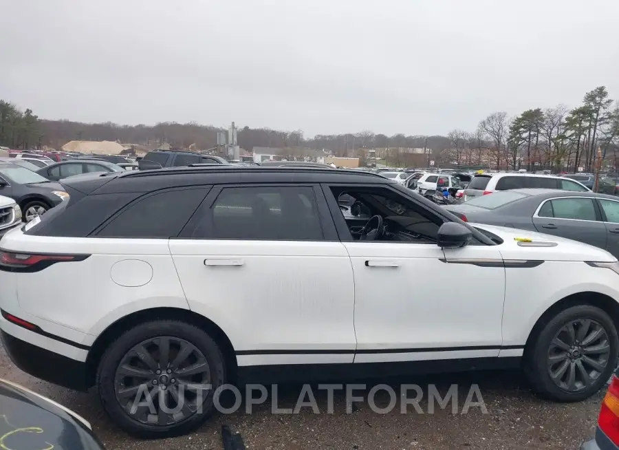 LAND ROVER RANGE ROVER VELAR 2018 vin SALYL2RX0JA847630 from auto auction Iaai