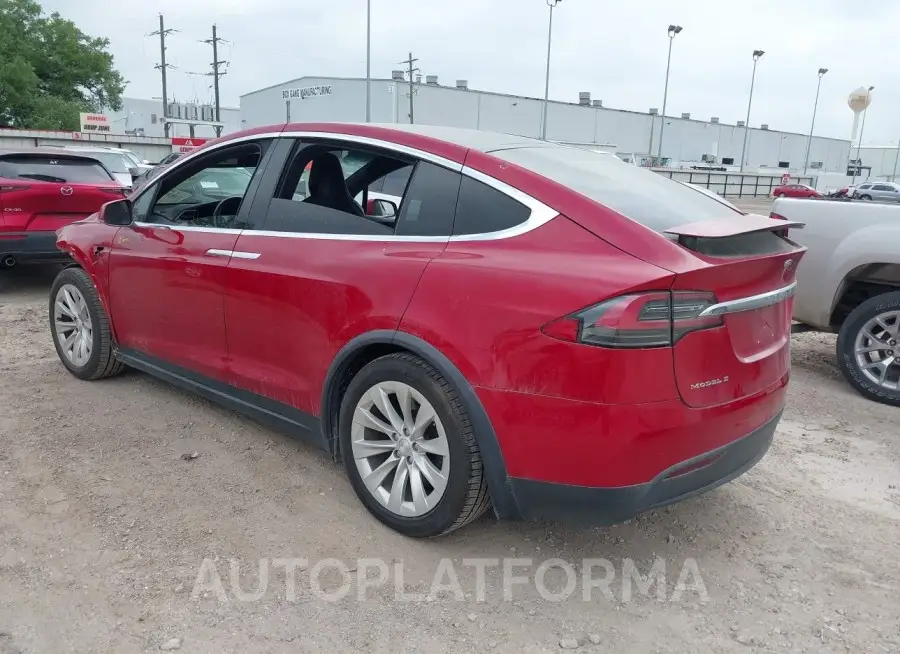 TESLA MODEL X 2017 vin 5YJXCBE25HF050000 from auto auction Iaai