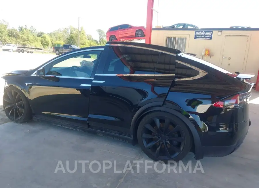 TESLA MODEL X 2019 vin 5YJXCDE29KF186214 from auto auction Iaai