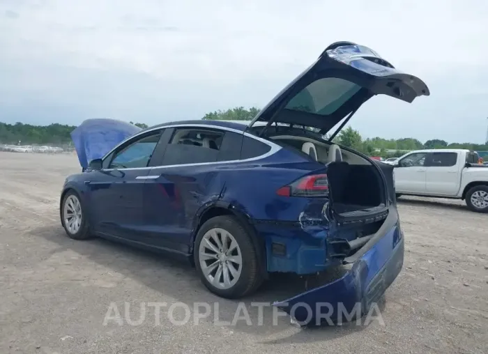 TESLA MODEL X 2017 vin 5YJXCBE21HF065612 from auto auction Iaai