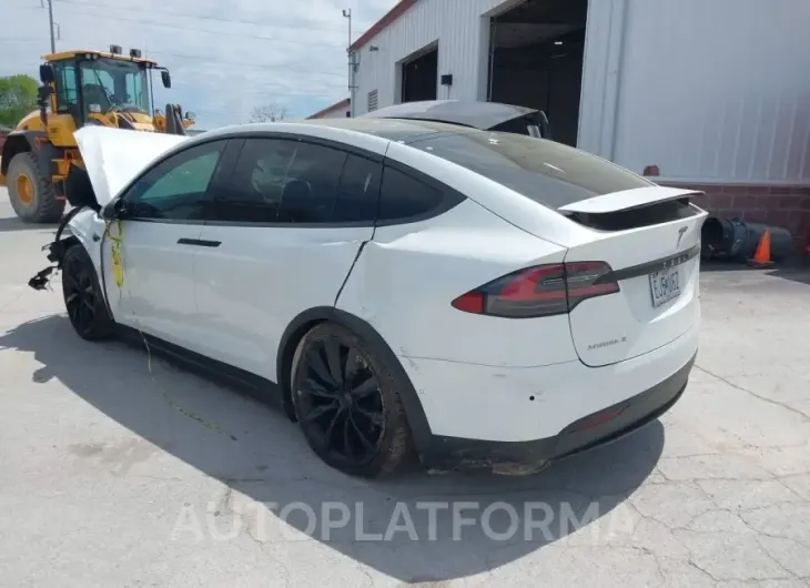 TESLA MODEL X 2017 vin 5YJXCAE23HF042715 from auto auction Iaai