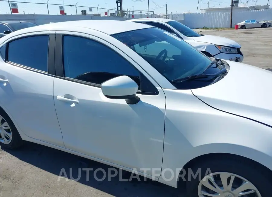 TOYOTA YARIS 2019 vin 3MYDLBYV6KY512215 from auto auction Iaai