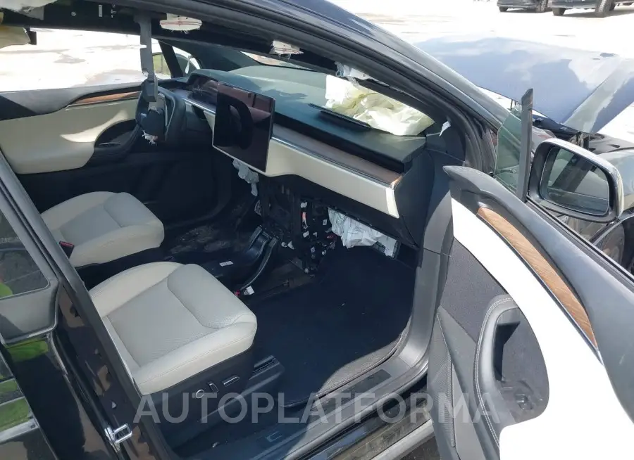 TESLA MODEL X 2022 vin 7SAXCAE50NF359263 from auto auction Iaai