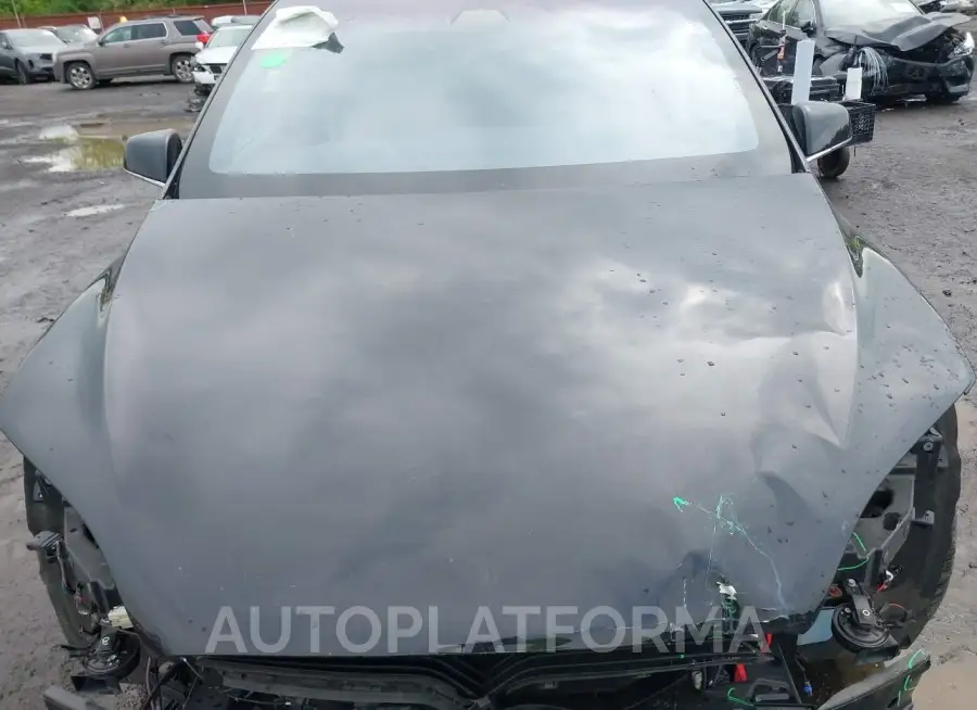 TESLA MODEL X 2017 vin 5YJXCDE23HF029562 from auto auction Iaai