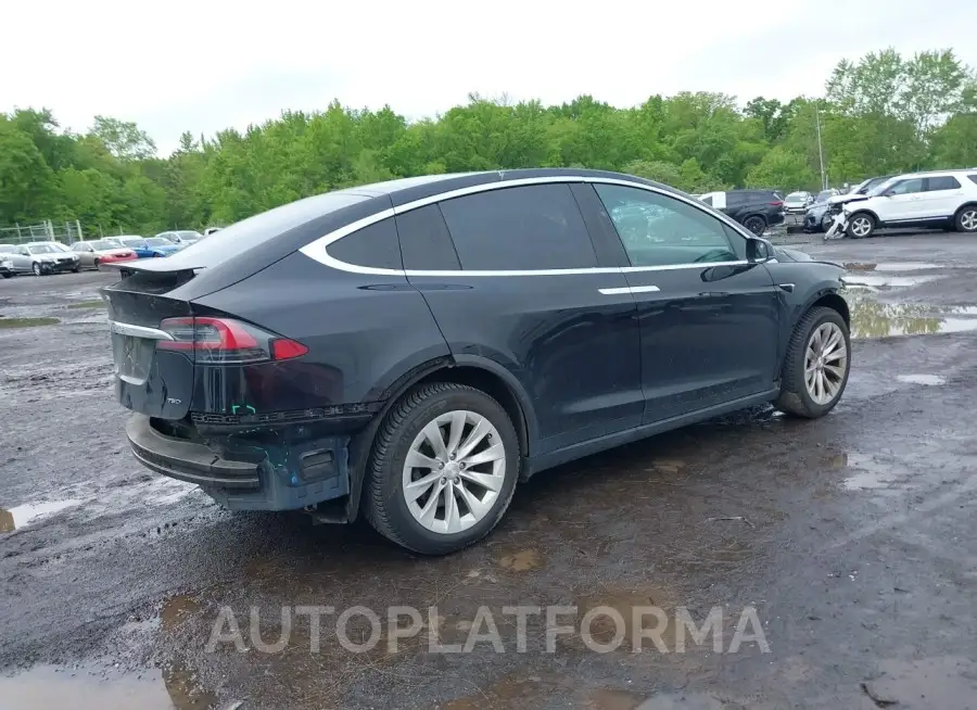 TESLA MODEL X 2017 vin 5YJXCDE23HF029562 from auto auction Iaai