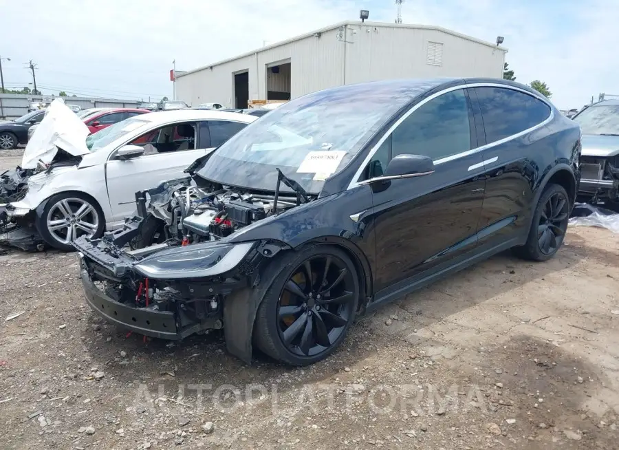 TESLA MODEL X 2017 vin 5YJXCAE20HF075364 from auto auction Iaai