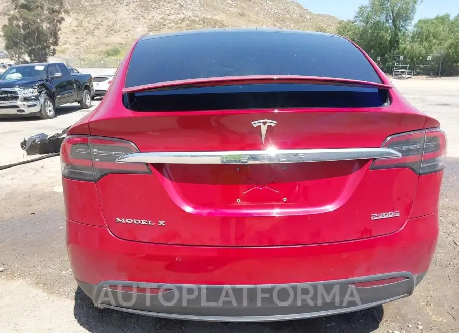 TESLA MODEL X 2019 vin 5YJXCBE49KF154272 from auto auction Iaai