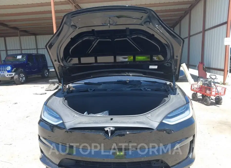 TESLA MODEL X 2022 vin 7SAXCDE5XNF349499 from auto auction Iaai